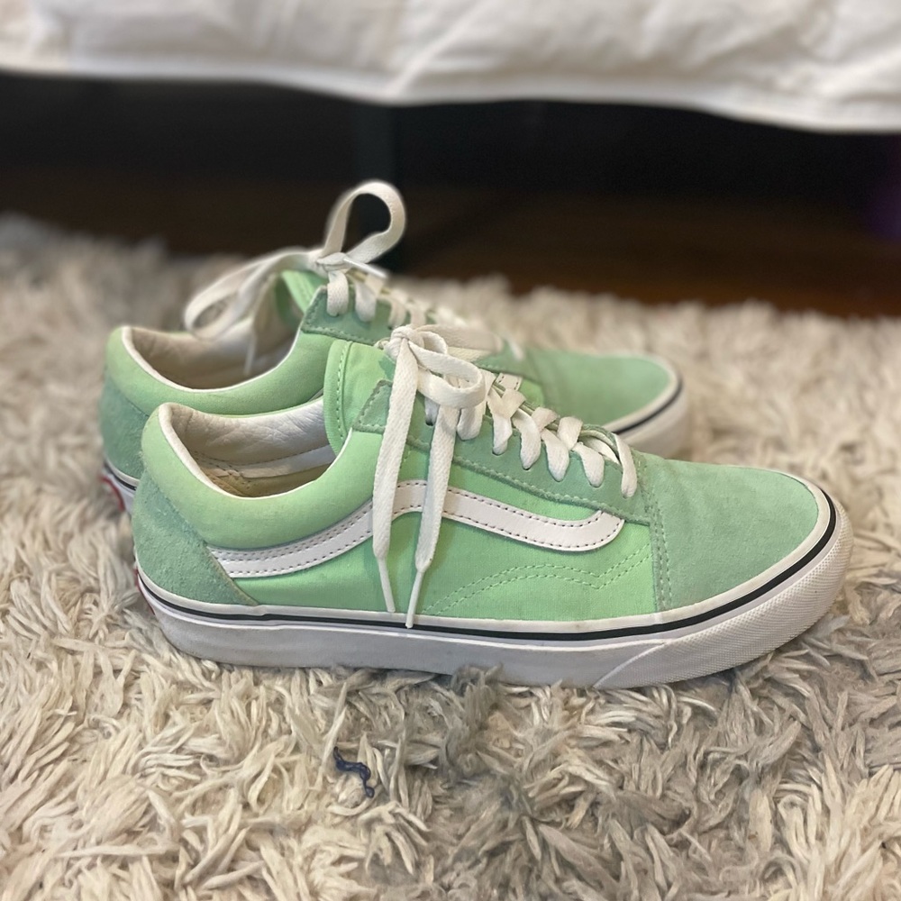 Vans old skool style sneakers